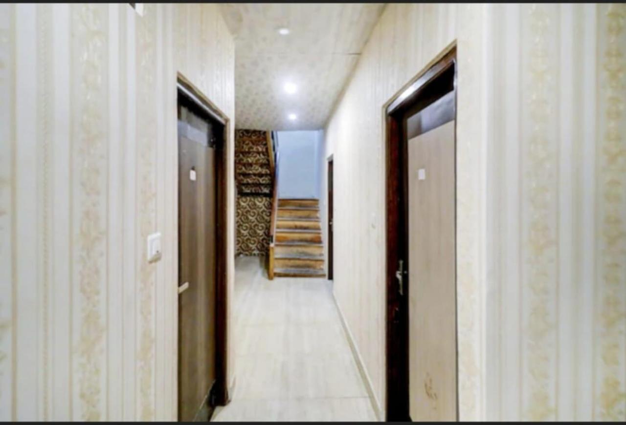 Mountain Zest-Simla Royale Near Mall Road-Free Pickup From Railway Station Simla Екстериор снимка