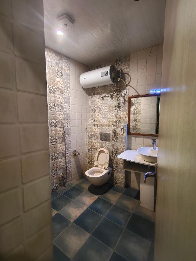 Mountain Zest-Simla Royale Near Mall Road-Free Pickup From Railway Station Simla Екстериор снимка